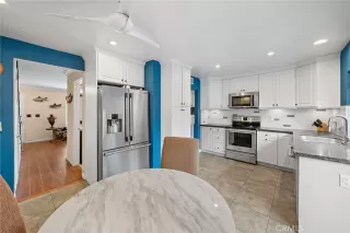 Photo #6: OC23142327 Listing 