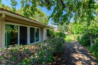 Photo #6: OC23142411 Listing