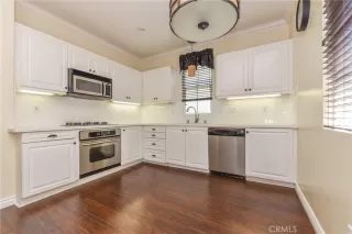 Photo #3: OC23142708 Listing 