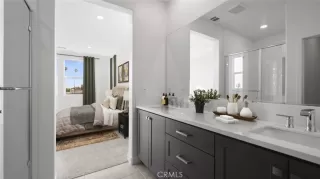 Photo #5: OC23143128 Listing 