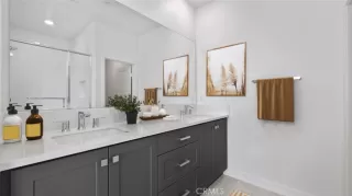 Photo #6: OC23143128 Listing 