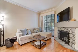 Photo #5: OC23143277 Listing 