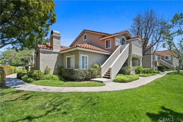 MLS: OC23143708 Condo For Sale