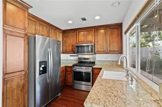 Photo #6: OC23143848 Listing 