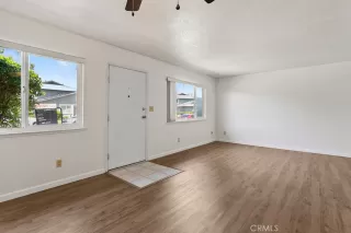 Photo #4: OC23144221 Listing 