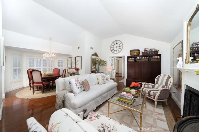 MLS: OC23144272 Condo For Sale