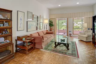 Photo #4: OC23144497 Listing