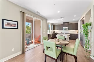 Photo #5: OC23144535 Listing 