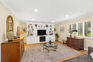 Photo #6: OC23144576 Listing