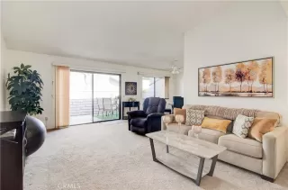 Photo #3: OC23144654 Listing