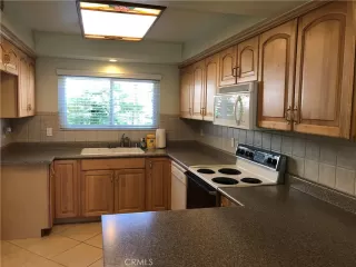 Photo #4: OC23144817 Listing 