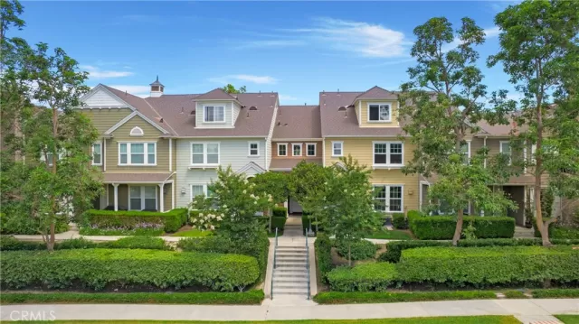 MLS: OC23144877 Condo For Sale