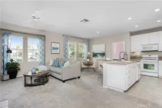 Photo #4: OC23144877 Listing