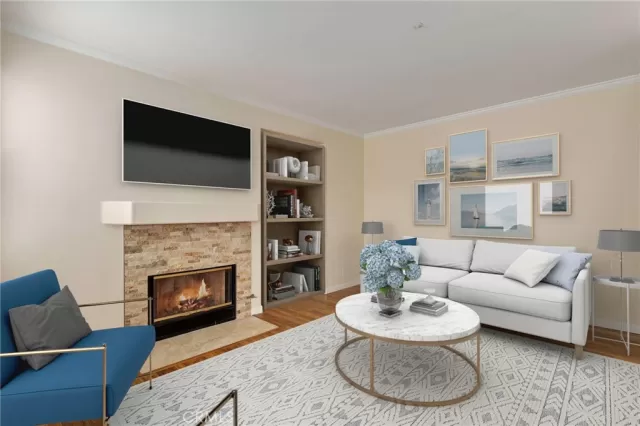 MLS: OC23145164 Condo For Sale