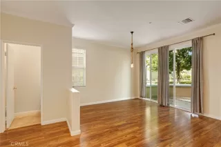 Photo #5: OC23145164 Listing 