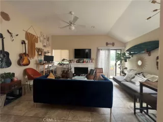 Photo #4: OC23145330 Listing