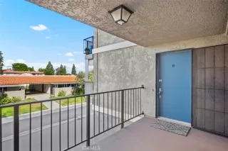 Photo #3: OC23145341 Listing