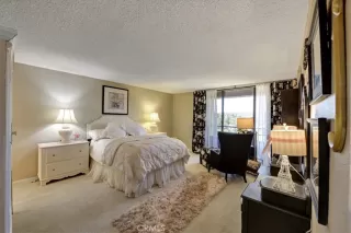 Photo #5: OC23145366 Listing