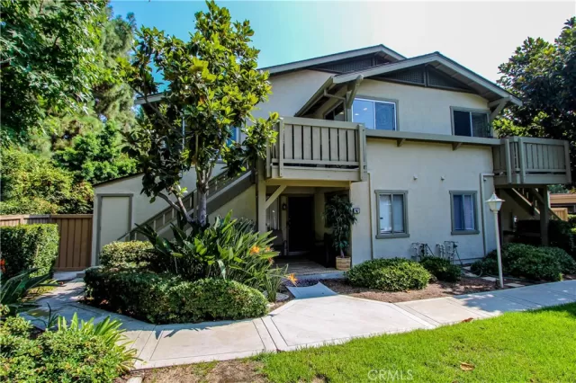 MLS: OC23145385 Condo For Sale