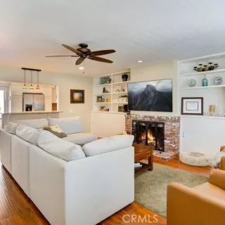 Photo #5: OC23145408 Listing 