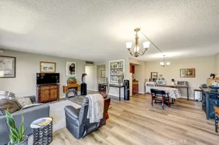 Photo #3: OC23145552 Listing