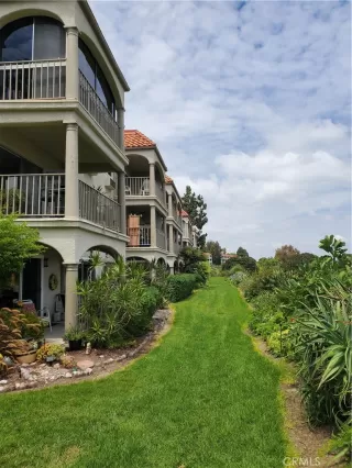 Photo #4: OC23145690 Listing