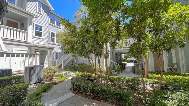 MLS: OC23145813 Condo For Sale