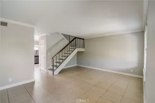 Photo #3: OC23145908 Listing 