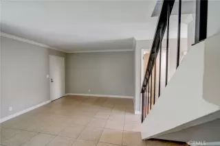 Photo #4: OC23145908 Listing 