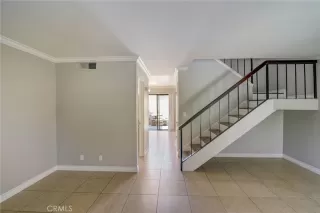 Photo #6: OC23145908 Listing 