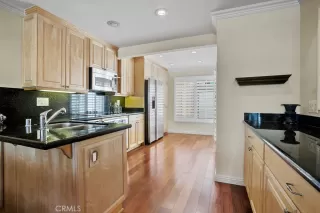 Photo #5: OC23146037 Listing 