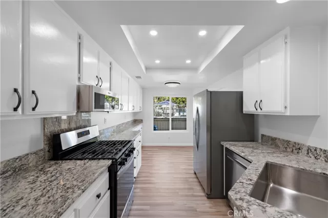 MLS: OC23146165 Condo For Sale