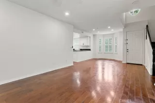 Photo #3: OC23146217 Listing 