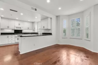 Photo #5: OC23146217 Listing 