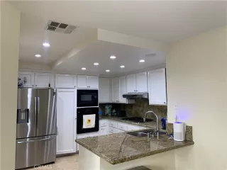 Photo #4: OC23146286 Listing