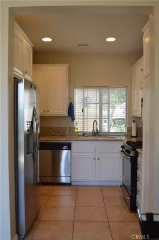 Photo #3: OC23146324 Listing 