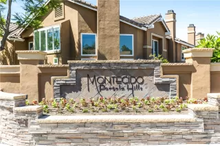 Photo #4: OC23146446 Listing