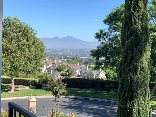 MLS: OC23146511 Condo For Sale