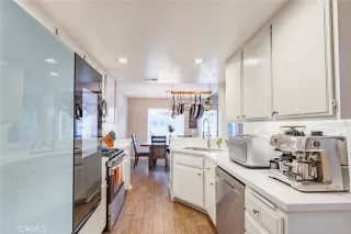 Photo #5: OC23146528 Listing 