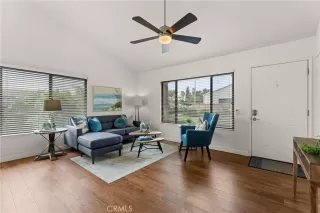 Photo #3: OC23146675 Listing