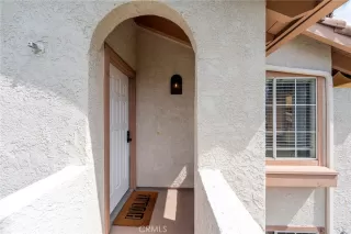 Photo #3: OC23146742 Listing 