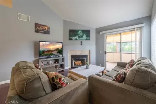 Photo #4: OC23146742 Listing 