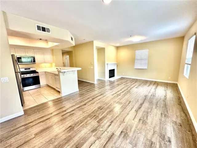 MLS: OC23147021 Condo For Sale