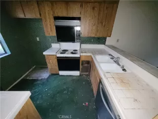 Photo #3: OC23147147 Listing 