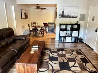 Photo #6: OC23147891 Listing 