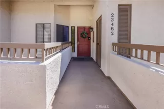 Photo #2: OC23148118 Listing