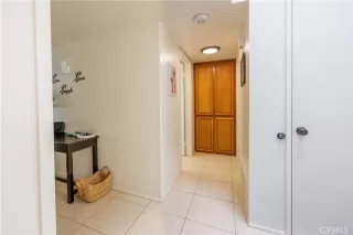 Photo #5: OC23148118 Listing