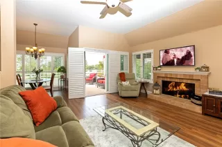 Photo #3: OC23148225 Listing