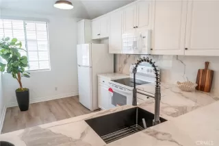 Photo #6: OC23148356 Listing 