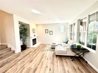 Photo #2: OC23148954 Listing 